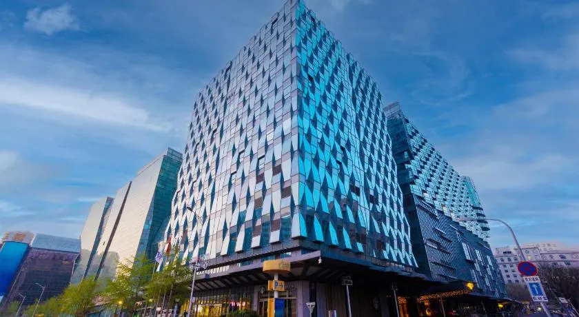 Le Joy Hotel Beijing - Image 1