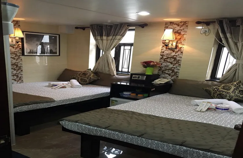 Skystar Hostel - Image 1