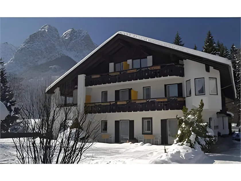 Hotel garni Längenfelder Hof - Image 1