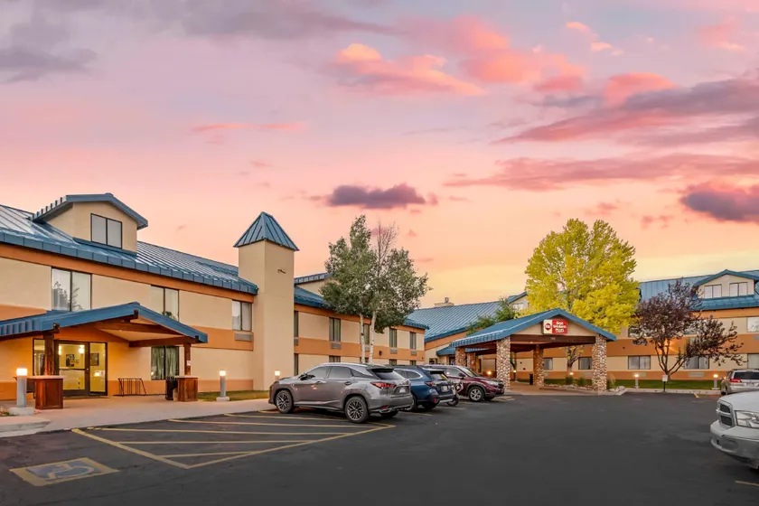 Best Western Plus Eagle Vail Airport - Image 1