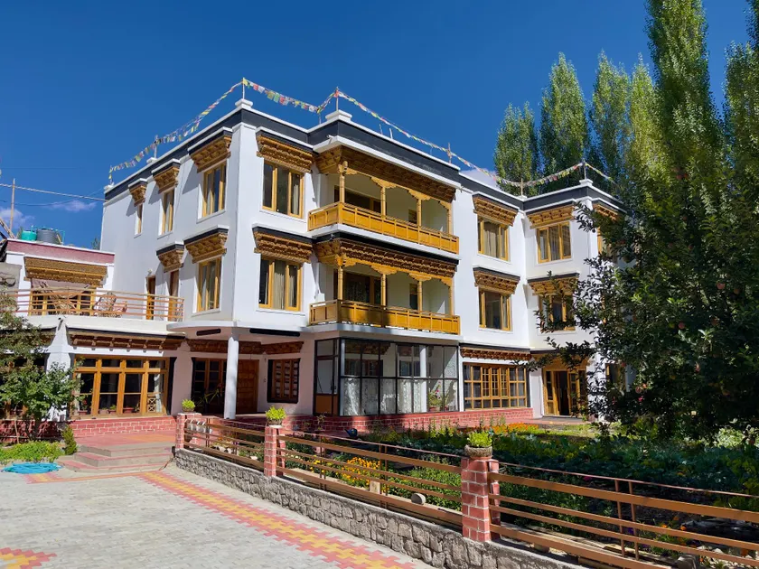 Rock Castle Residency - Image 1