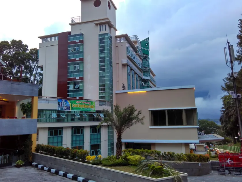Grand Royal Denai Hotel Syariah - Image 1