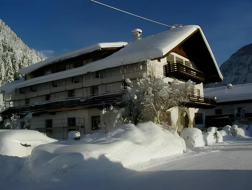 "0" Sterne Hotel Weisses Rössl in Leutasch/Tirol - Image 1