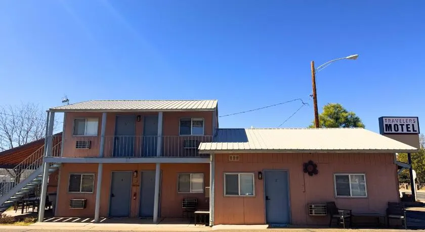 Travelers Motel - Image 1