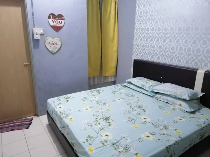 HOMESTAY TAMAN PERPADUAN - Image 1