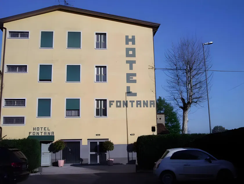 Hotel Fontana - Image 1
