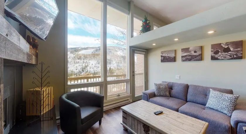 Remodeled Mountain View Escape - Image 1