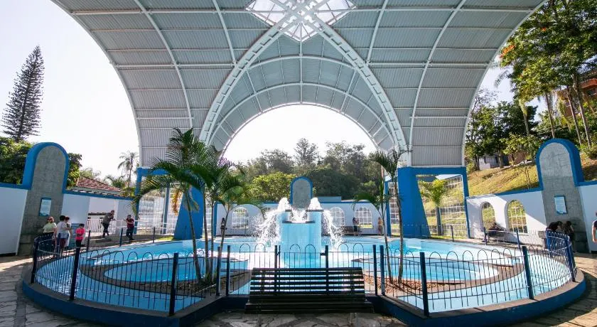 Avenida Charme Hotel - Image 1