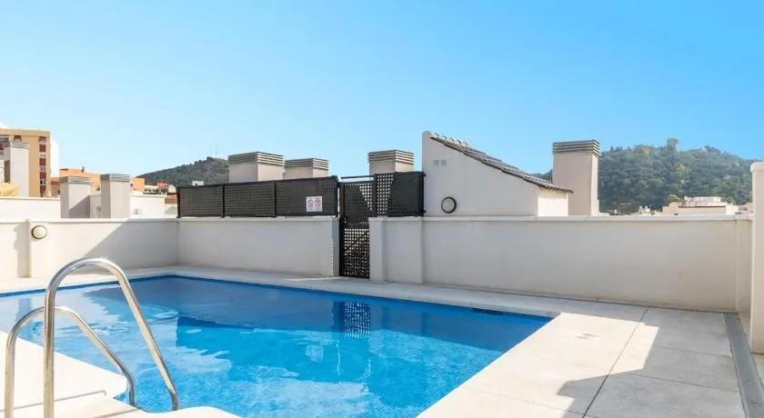 -MalagaSunApts- Stylish City Centre Pool&Parking - Image 1