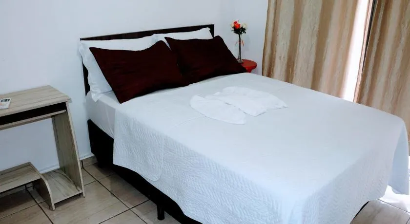 Hotel Edinik - Image 1