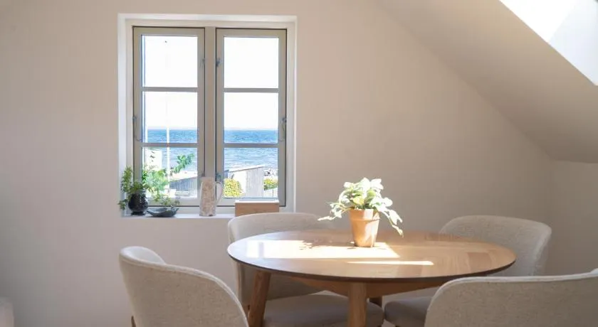 Lille villa med havudsigt og sauna - Image 1