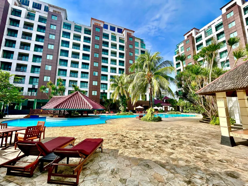 Kristal Hotel Jakarta - Image 1