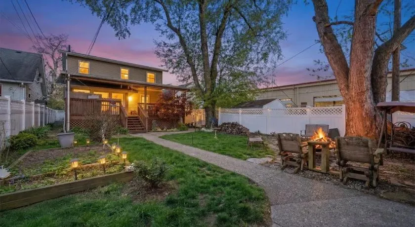 Louisville Retreat with Firepit - Fenced Yard - Grill - Family Friendly - Image 1