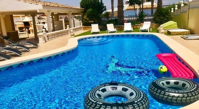 Villas Yanina Luxe GA Heated Private Pool - Image 1