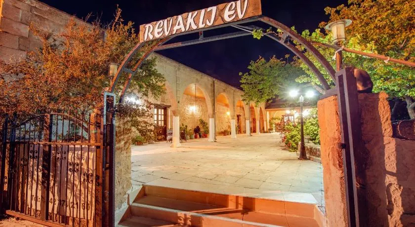 Revaklı Ev Guest House - Image 1