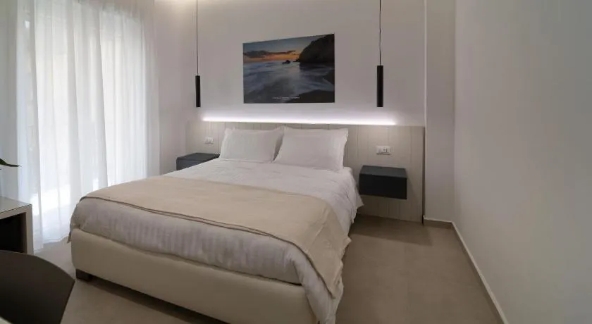 B&B Cariddi Rooms - Image 1