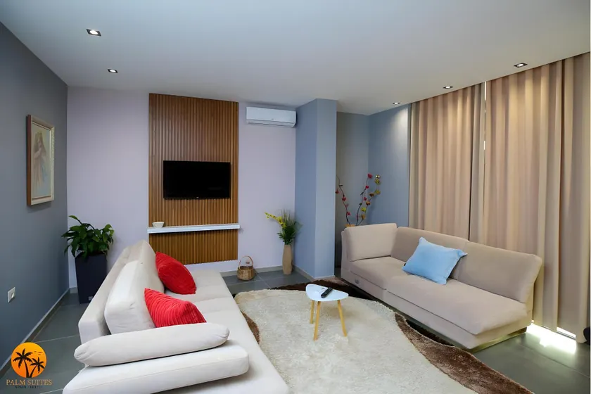 Palm Suites Apartment-Suite - Image 1
