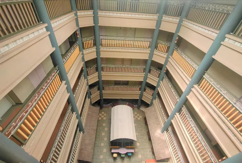 Megah D'aru Hotel - Image 1