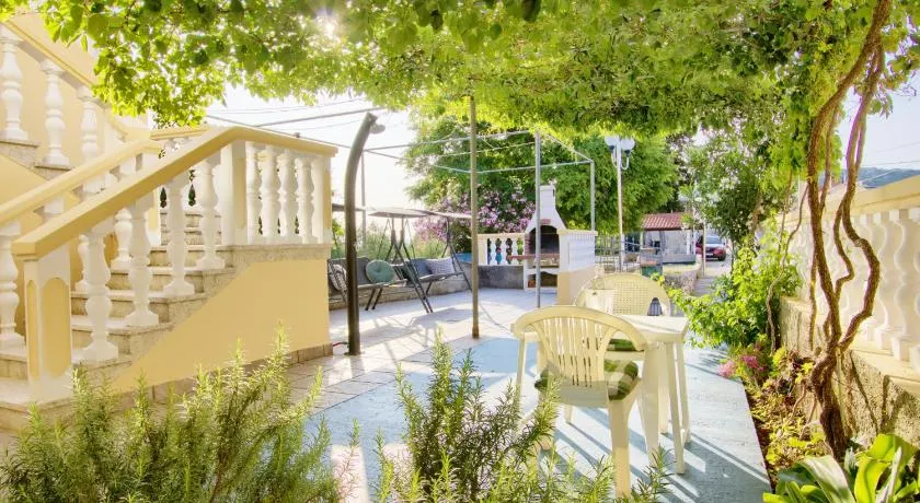 Olea House - Image 1