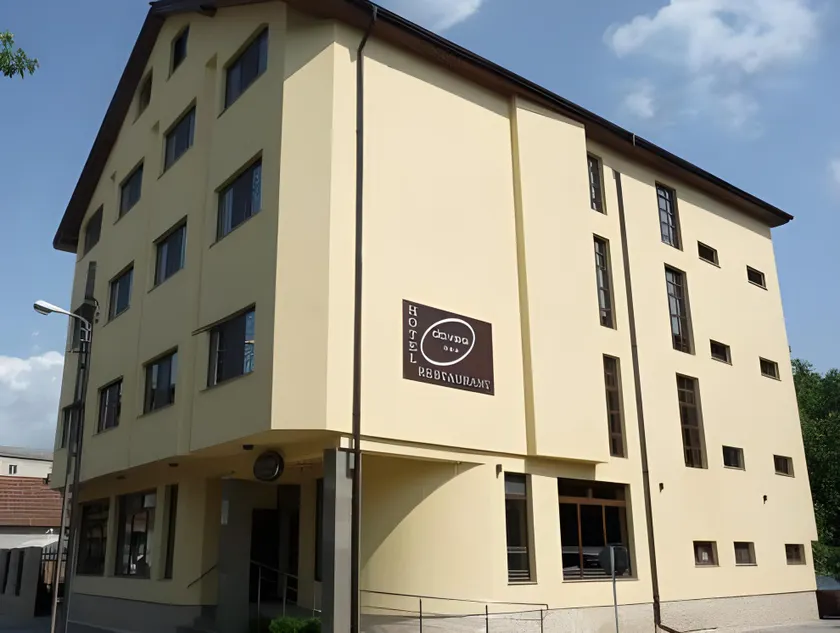 Hotel Davos - Image 1