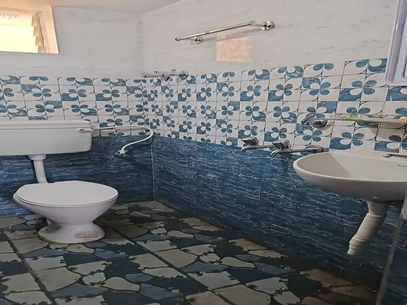 SPOT ON Royal Stay - Image 1