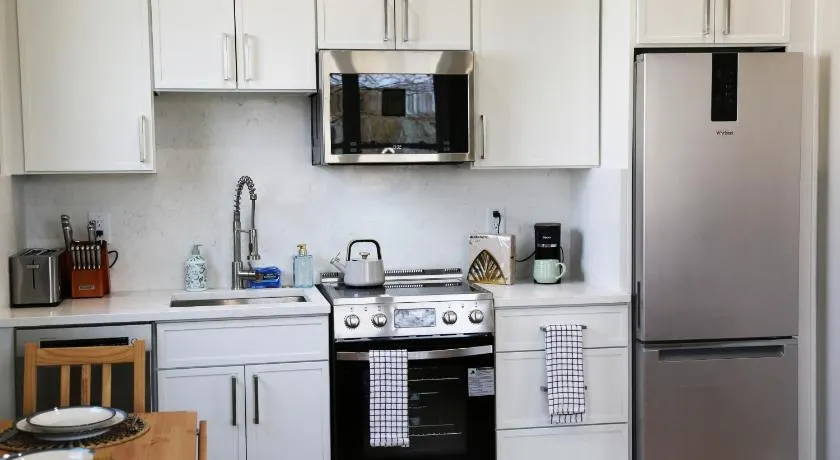 Charming Carriage House in NE Washington DC - Image 1