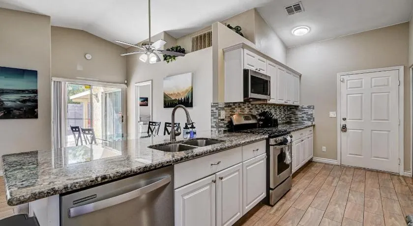 Beautiful Las Vegas Home - Image 1