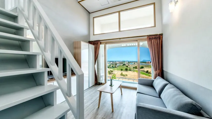 Jeju Go To Bed Resort - Image 1
