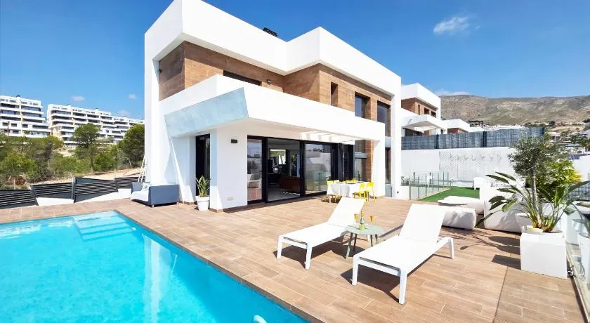 Villa Benidorm - Piscina privada y vistas al mar - Image 1