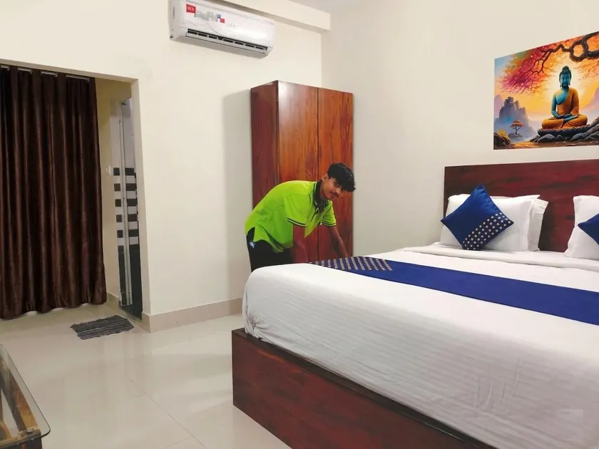 HOTEL SHYAMSUNDAR PURI - Image 1