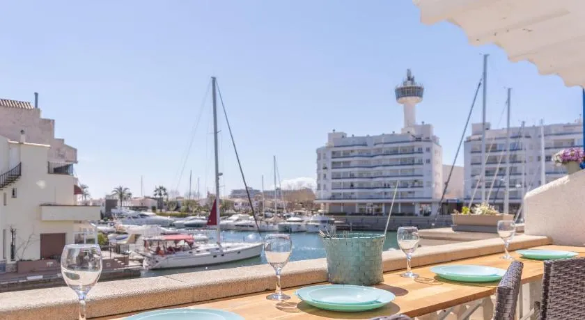 Apartamento Con Vistas A Mar - Image 1