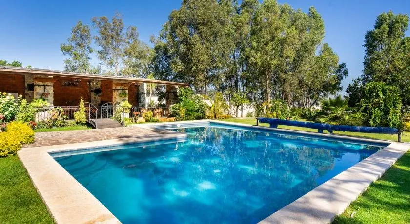 La Herencia country house with pool, terrace and green areas - Image 1