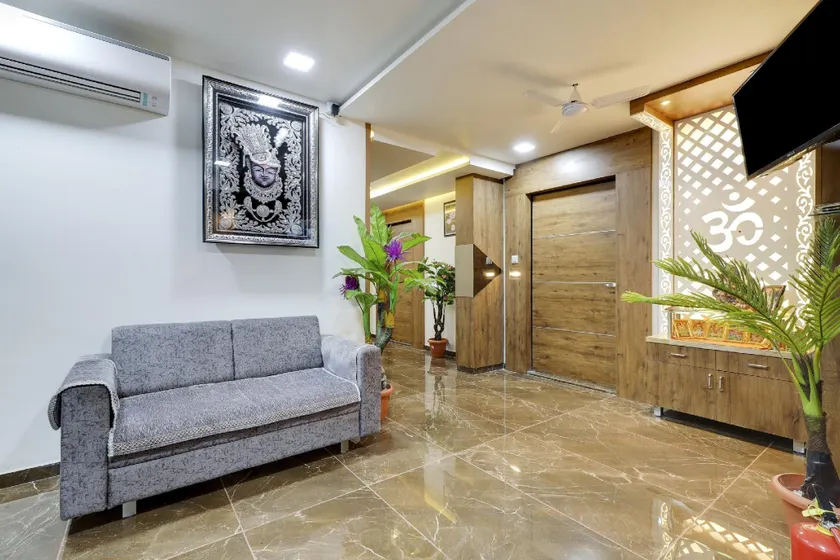OYO 70177 Hotel Shree Nathji - Image 1