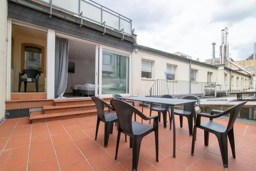 Old Town Apartments - Image 1