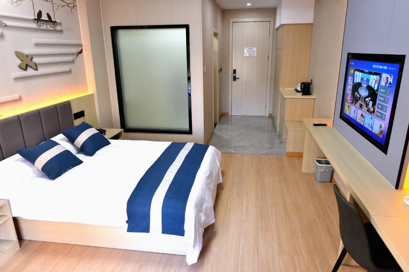 Jiaxing Yijia Hotel (Zhapu Branch) - Image 1