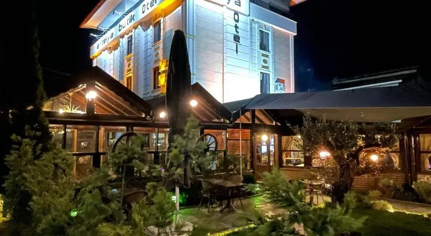 AKCAKOCA EFTELYA OTEl - Image 1