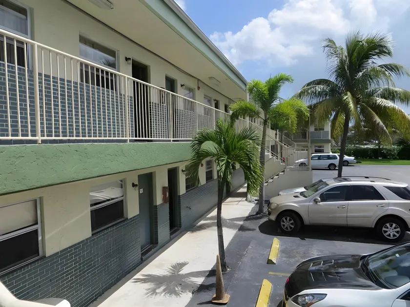 Country Lodge - Image 1