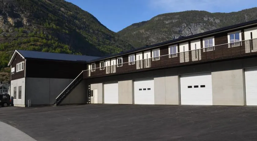 Einemo Apartments - Image 1