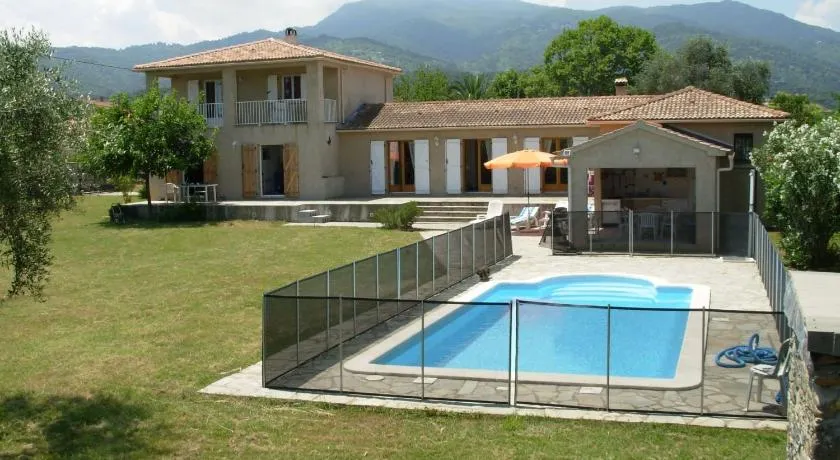 Villa Miramonte Comfortable Vacation Home - Image 1