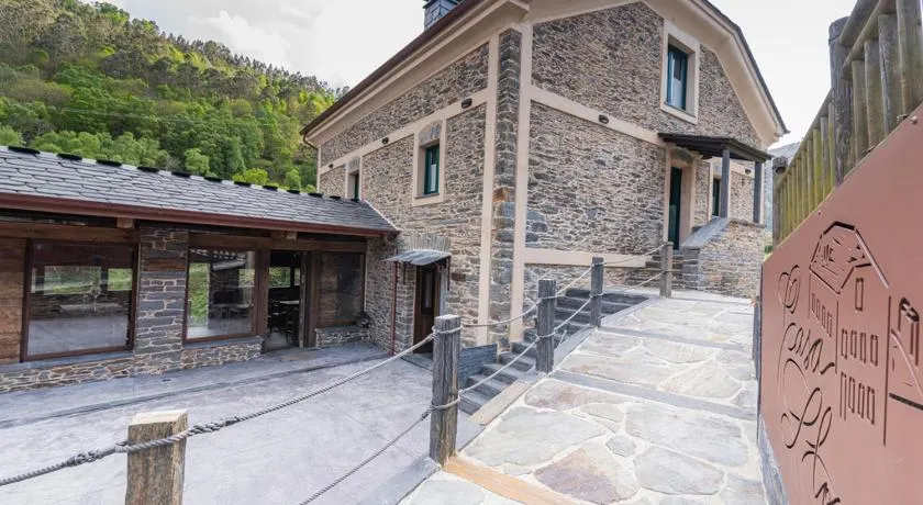Apartamentos Rurales Casa Llongo - Image 1