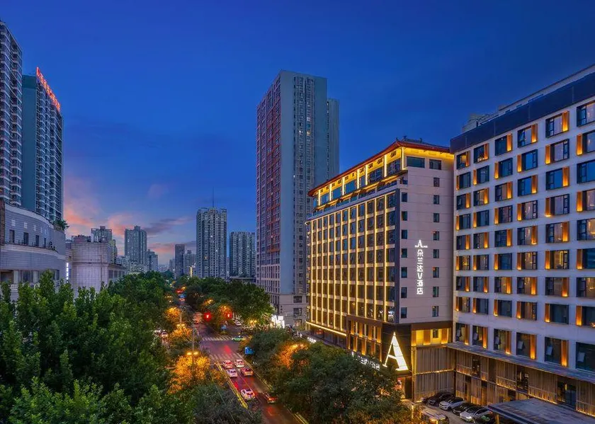 DoALand V Hotel (Xi'an Bell Tower Yongningmen Subway Station Branch) - Image 1