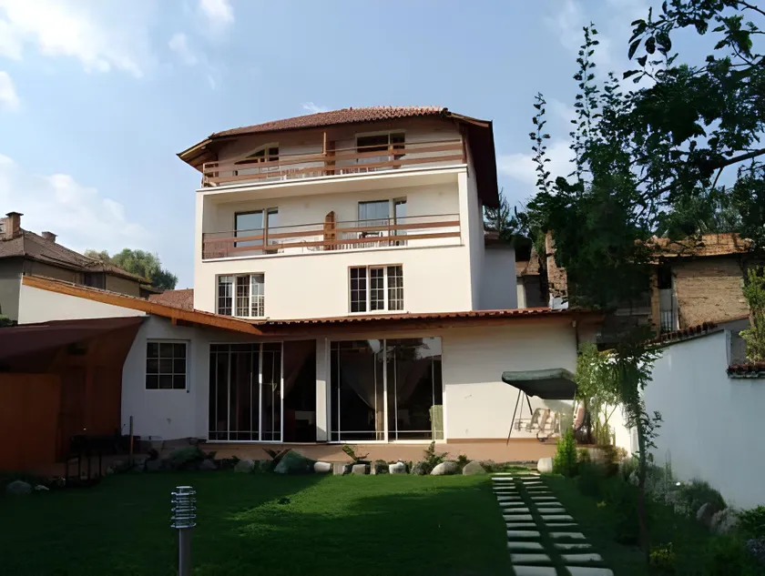 Zasheva Kushta Guesthouse - Image 1