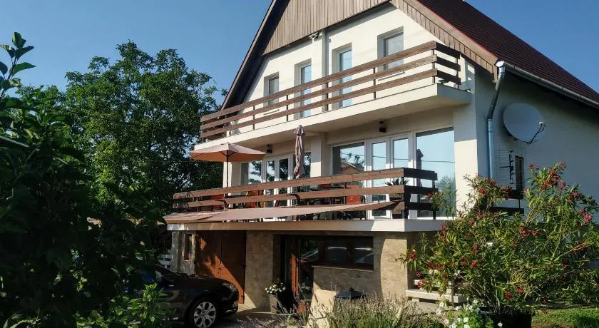 Mogyorósi Apartman - Image 1