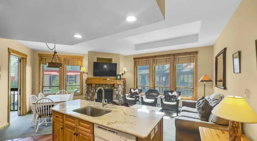 Tx414 Taylors Crossing Condo - Image 1