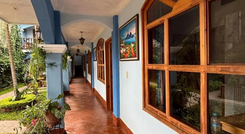 Hotel Makani - Image 1