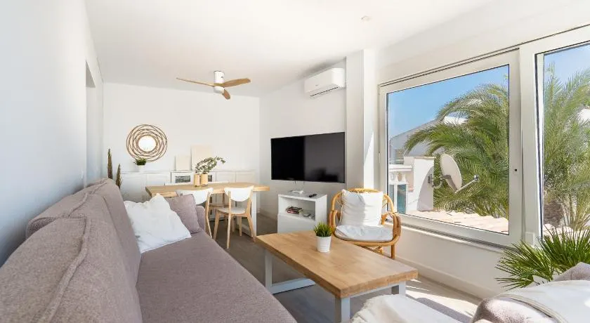Moderno apartamento Playa Laguna - Image 1