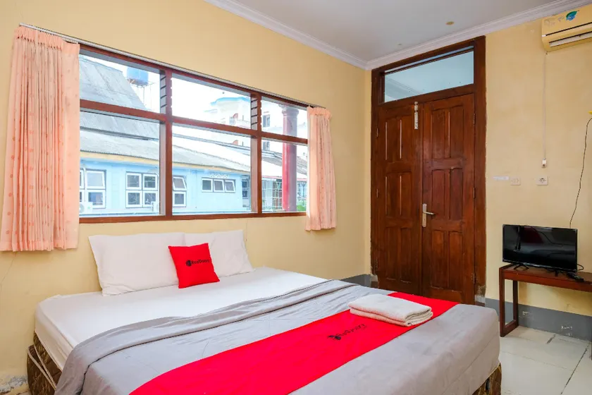 RedDoorz At Hotel Pakem Sari Kaliurang - Image 1
