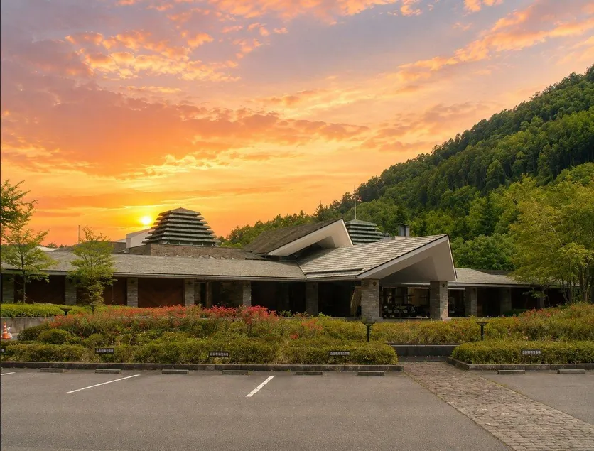 LiVEMAX Golf Club Tochigi - Image 1
