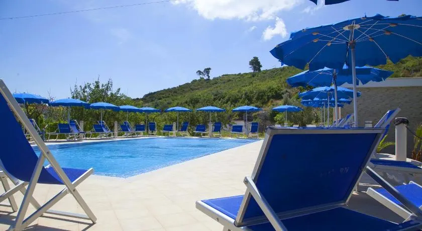 Hotel Residence Villa Ascoli - Image 1