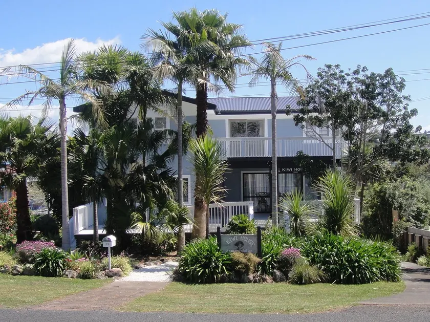 Kiwi House Waiheke - Image 1